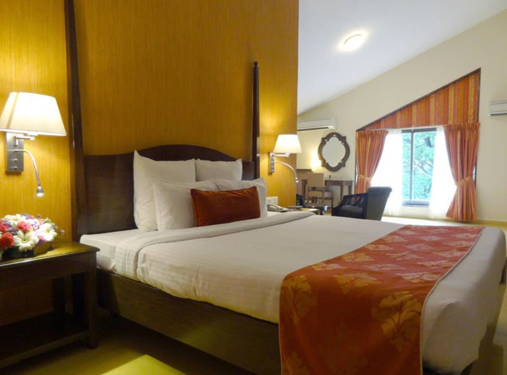 The Crown Goa Otel Panaji Dış mekan fotoğraf